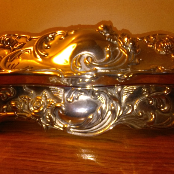 Silver jewelry casket box